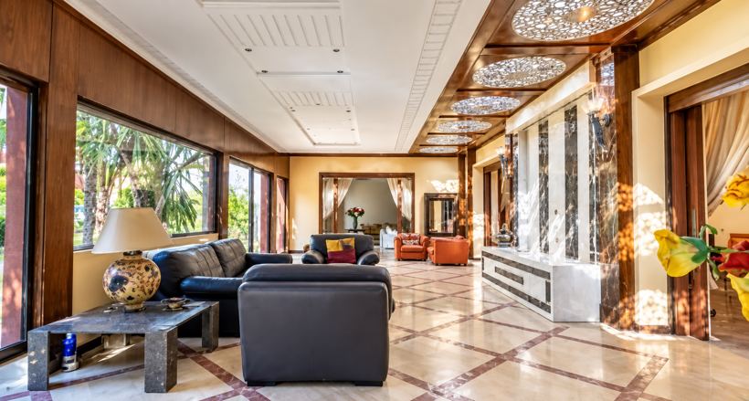 Villa de prestige avec piscine et jardin – 3